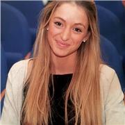 Laureata trilingue offre lezioni di lingua private e per aziende